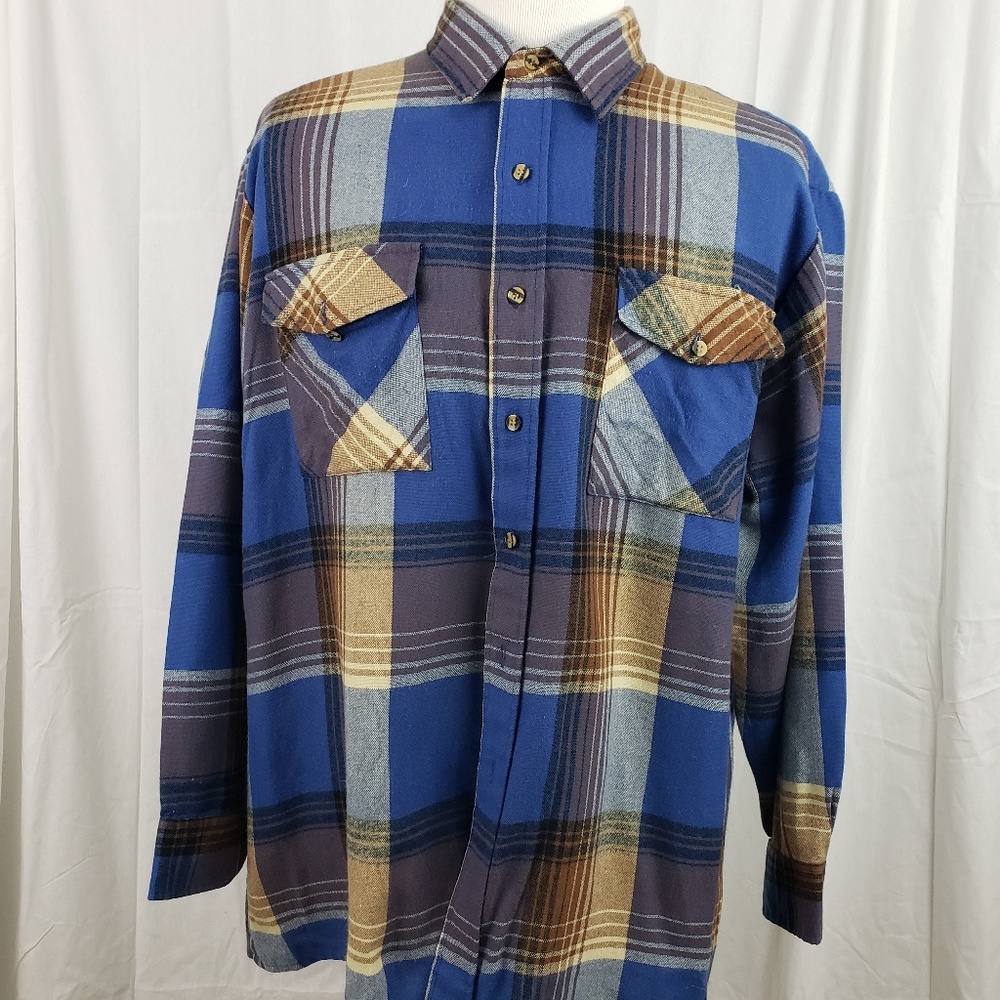 Back Packer Sportswear Button Up